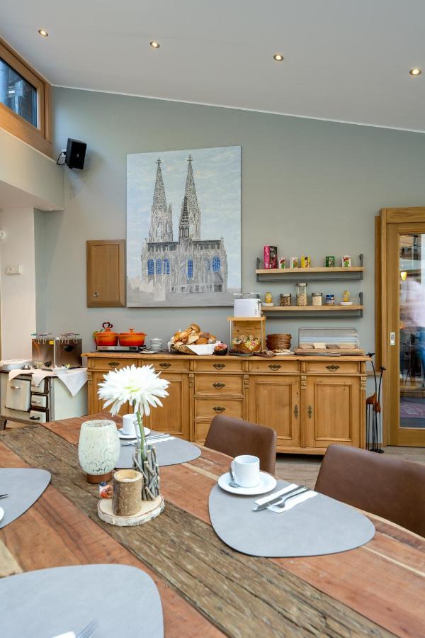Triton Hotel Cologne Exterior photo